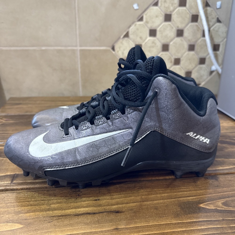 NEW Nike Mens Alpha Strike 2 3/4 TD Football Cleats Gray‎ 725227-010 Size 10.5